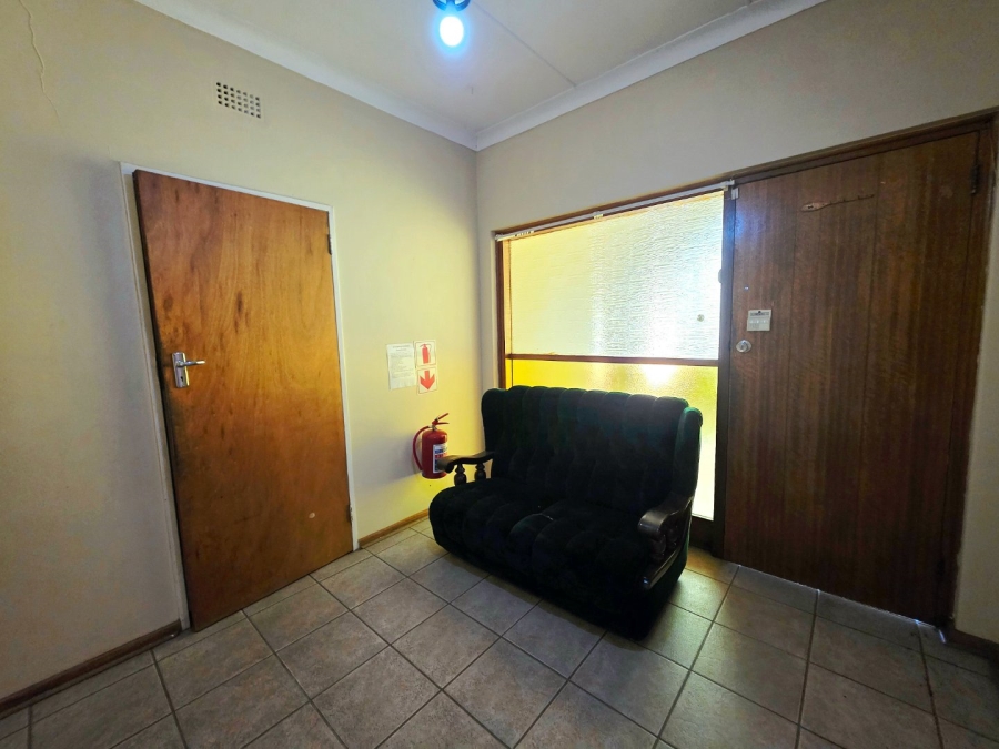 11 Bedroom Property for Sale in Universitas Free State